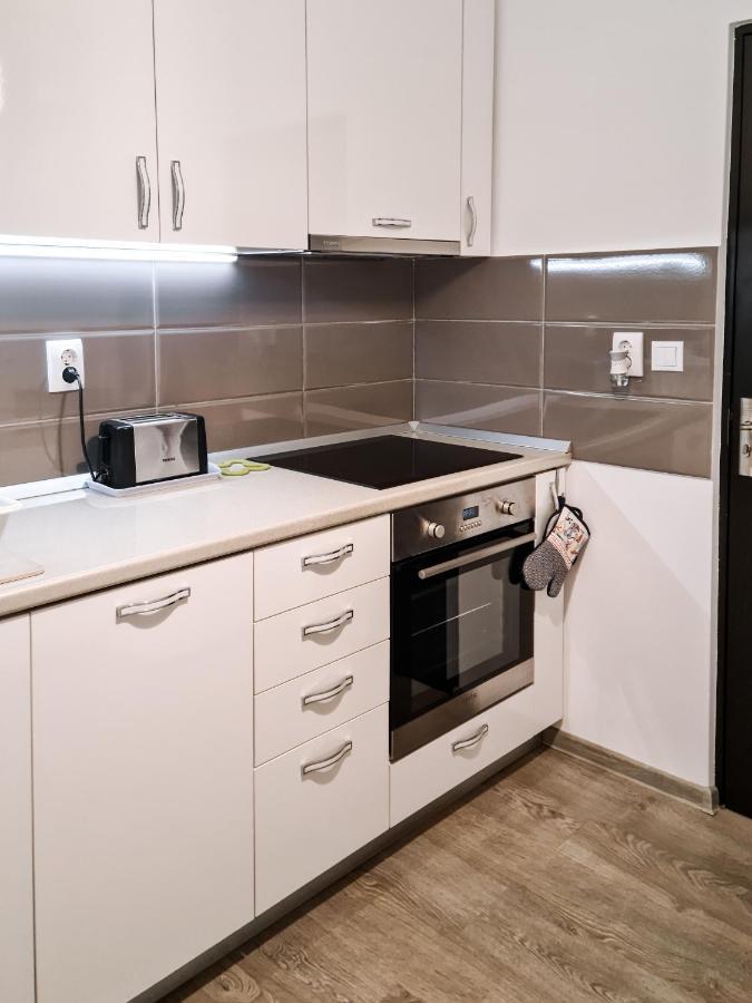 Apartament Alina Дева Екстериор снимка